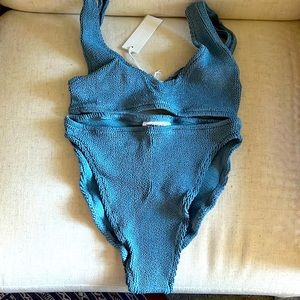 Youswim Ava Standard Waist Two Piece in Plume -NWT and Liner